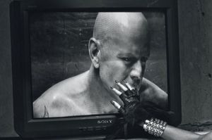 Bruce-Willis-Emma-Heming-steven-klein-w-magazine-5[6]