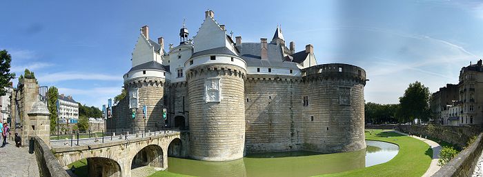 700px-ChateauDesDucsDeBretagne20090906