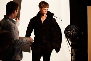 Uniqlo-plus-j-spring2010-behind-the-scenes-03