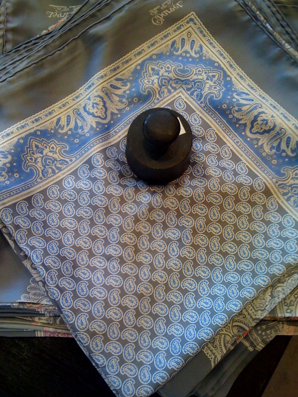 Foulard charvet