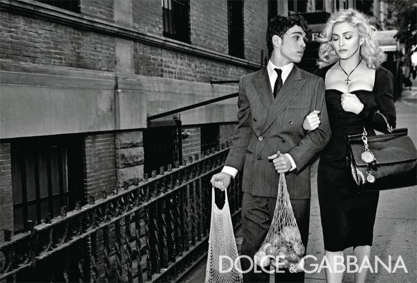 20100713-madonna-dolce-gabbana-fall-winter-campaign-02