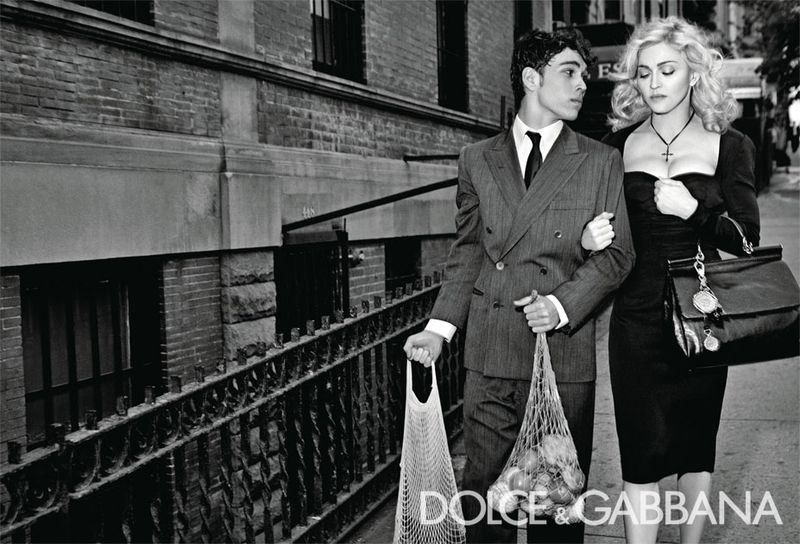 20100713-madonna-dolce-gabbana-fall-winter-campaign-02