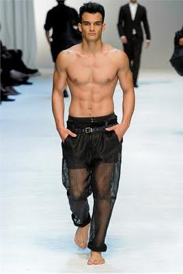 Dolce-gabbana-menswear-ss-2012-L-QJTpda