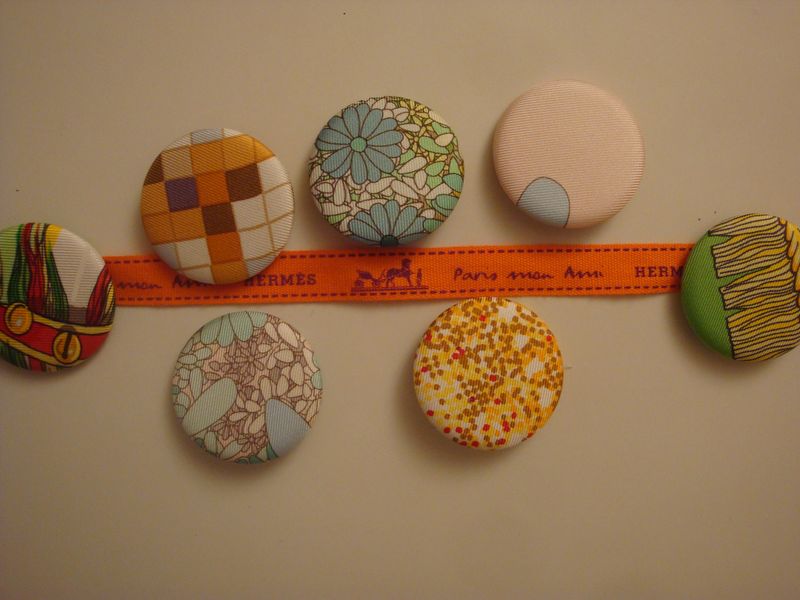 Balajo Hermès badges en soie