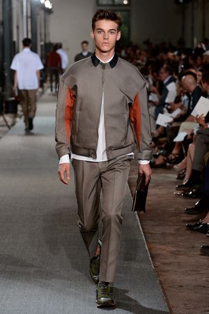 05-valentino-uomoSS13_sff