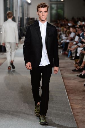 38-valentino-uomoSS13_sff