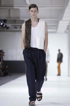 Dries-Van-Noten-5_sff