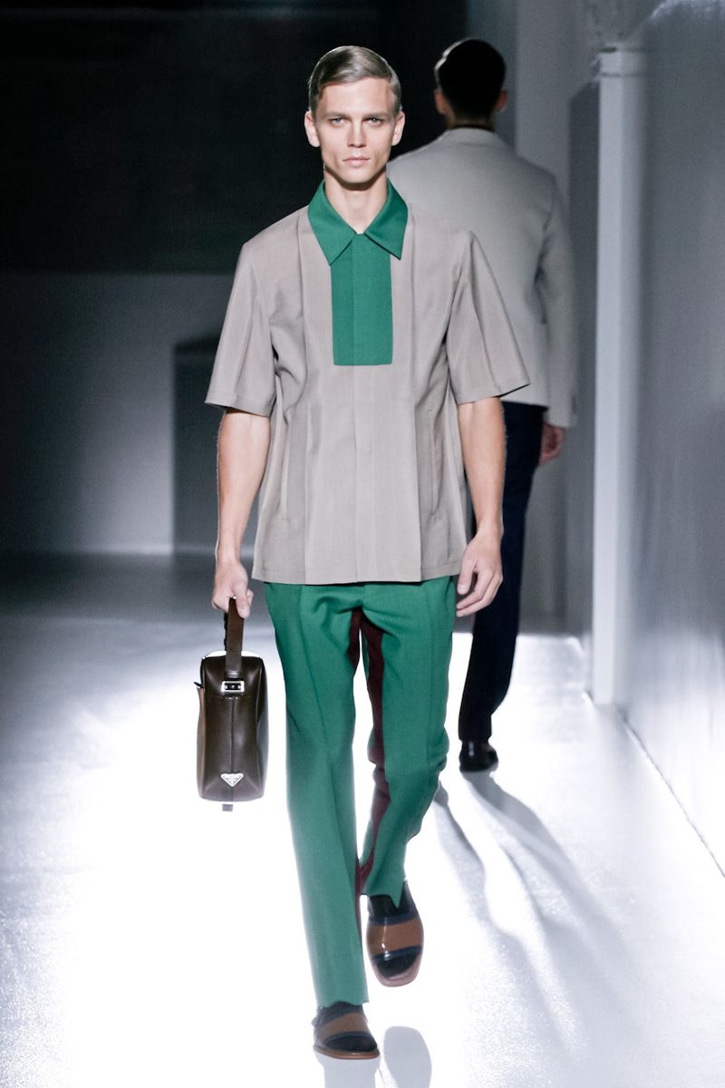 Prada-25_sff