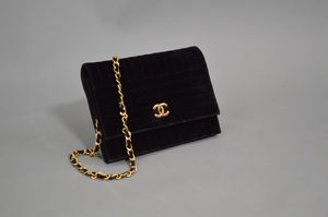 VINTAGECHANEL SAC MADEMOISELLE EN VELOURS NOIR 2