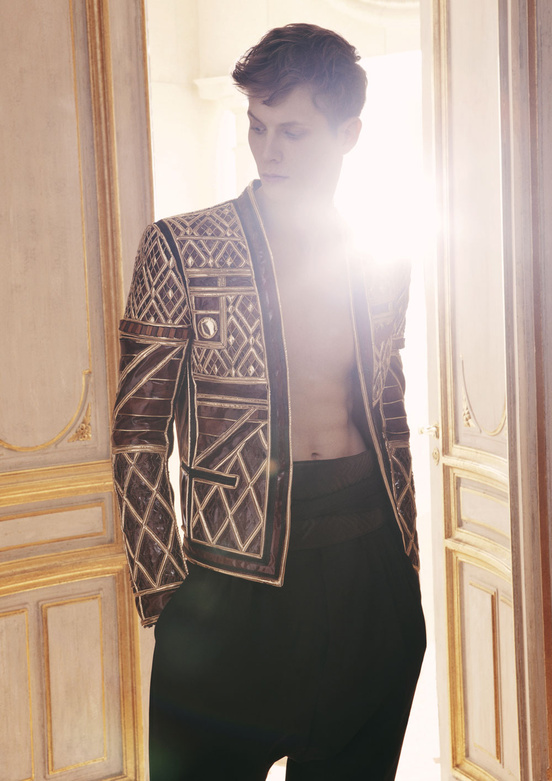 Balmain_men_aw1314_32_173701583_north_552x