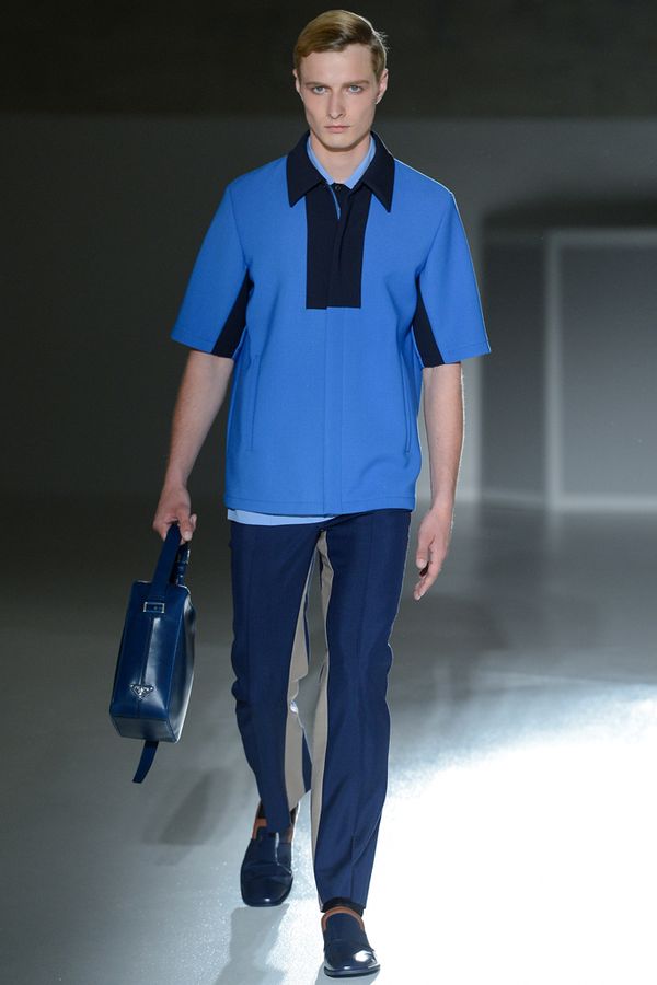 Prada blouson manches courtes bleu printemps été 2013