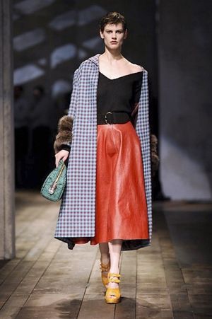 546399_photo-16-defile-prada-fashion-week-automne-hiver-2013-2014