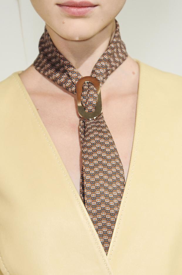 Hermes-details-spring-summer-2013-pfw33