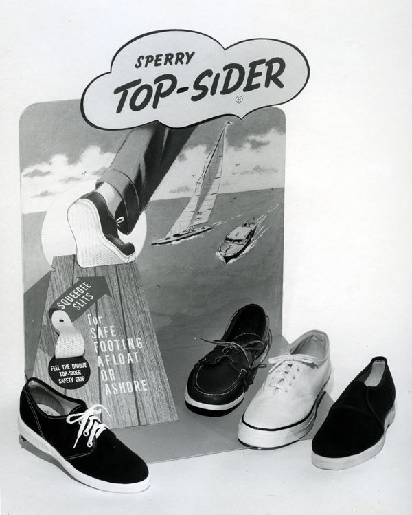 SPERRY_Top-Sider_STS56_SqueegeeSlits