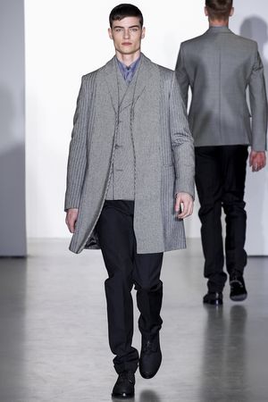 Calvin-klein-milan-fashion-week-fall-2013-17