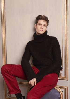 Balmain_men_aw1314_16_824999415_north_552x