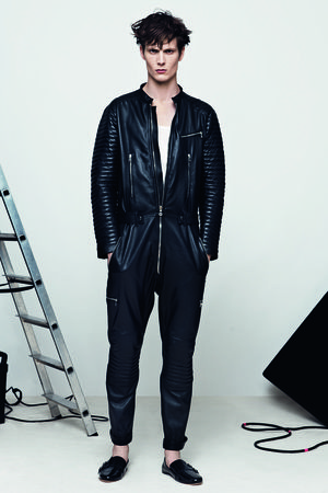 Balmain_men_ss14_02_49216752_north_552x