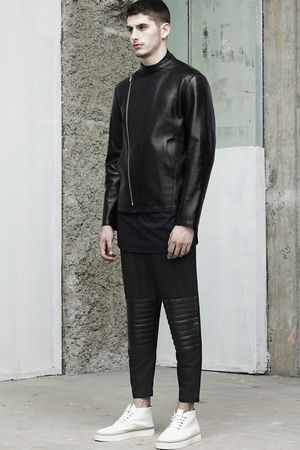 AlexanderWang_009_1366_450x675