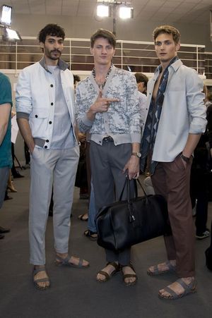 Hermes-mens-backstage-spring-summer-2014-pfw9